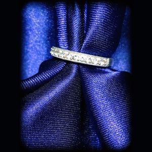 ❄️❄️Stainless Steel 925 Crystal studded band